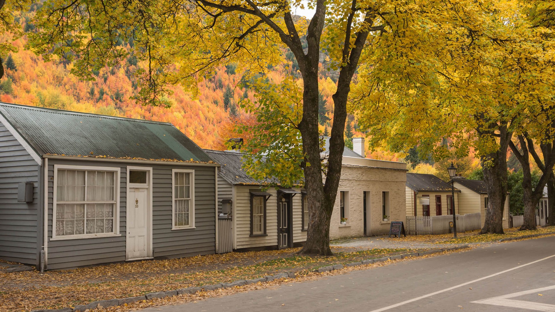 Miners Cottages, Arrowtown in Autumn