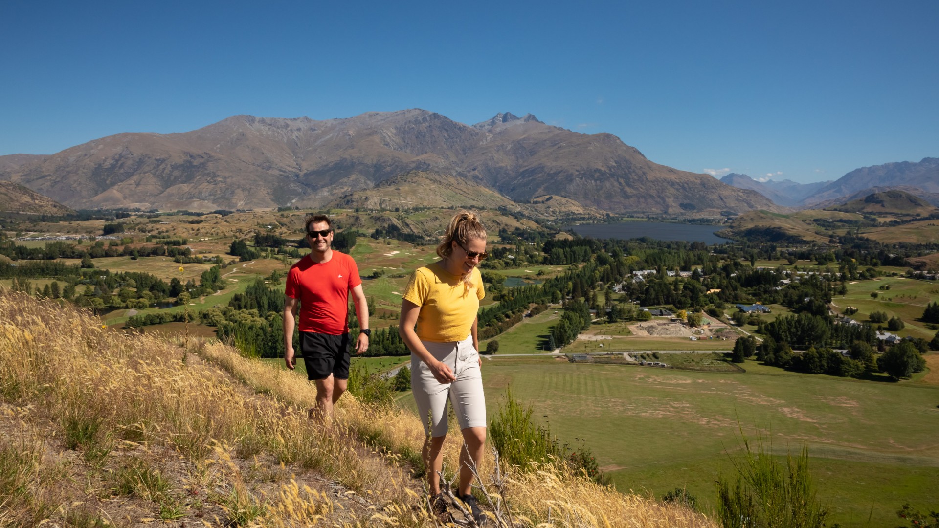 Walking Feehly Hill above Arrowtown