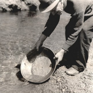 Panning for Gold on the Arrow River