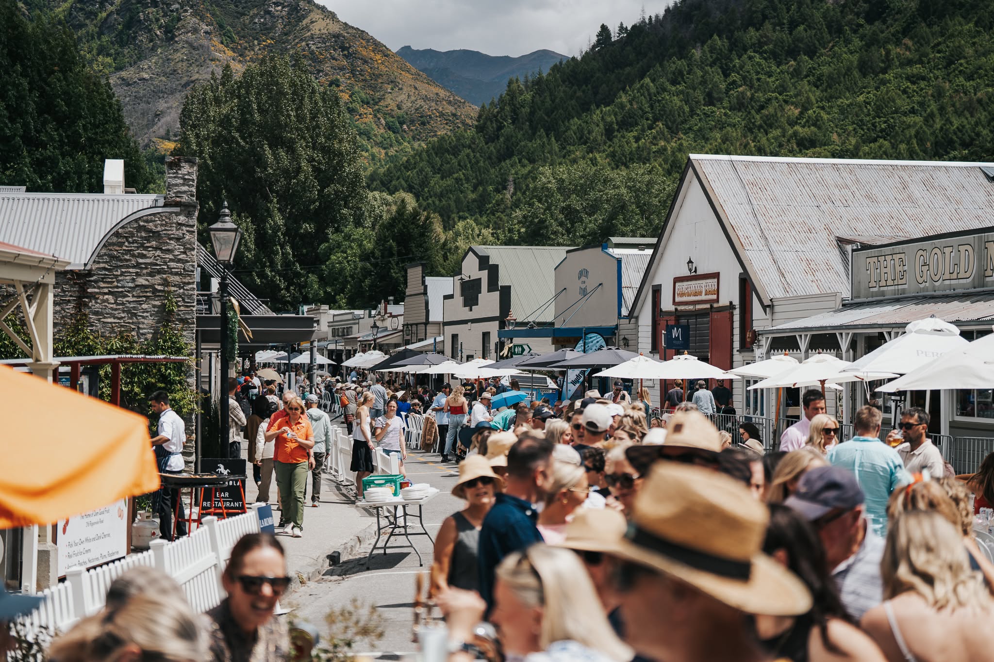 Arrowtown Long Table